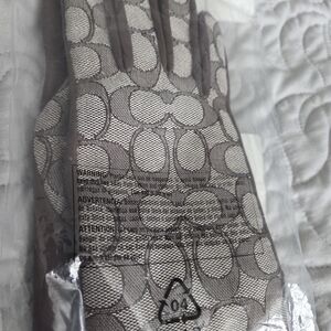 Coach Brown Signature Gloves